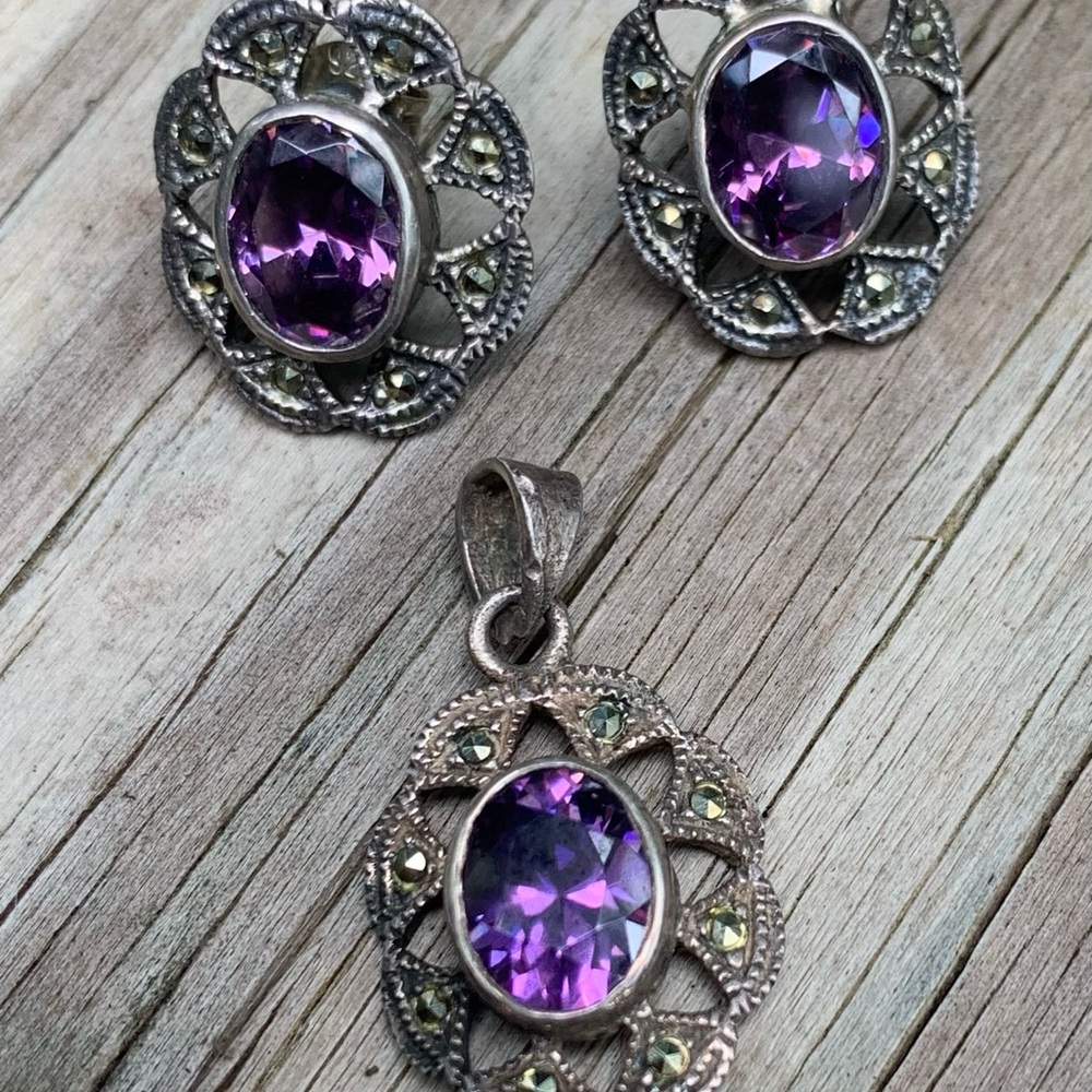 Vintage Amethyst Marcasite SS earrings and pendant. - Picture 3 of 6